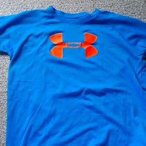 Under Armour t-shirt